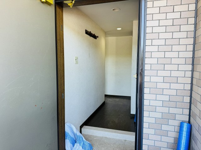 ビッグヴァン京王堀之内参番館の玄関|～現在フルリノベ中～