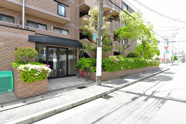 ネオハイツ甲子園口の周辺