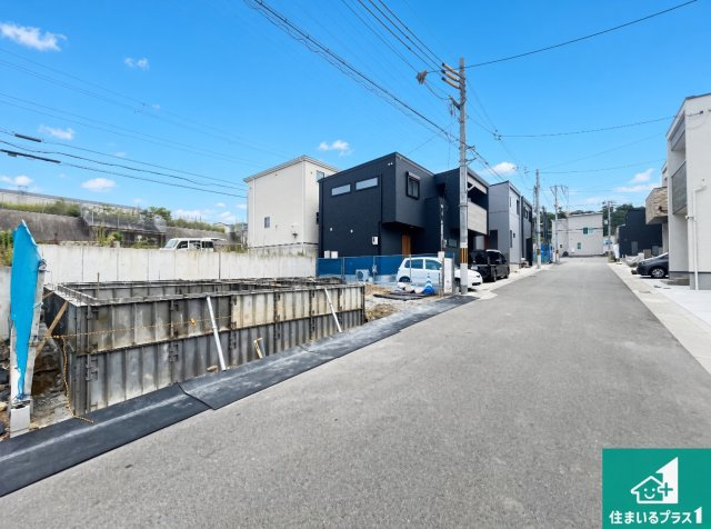 神戸市垂水区清水が丘　第1期　新築一戸建ての前面道路含む現地写真|周辺は落ち着いた街並みの住宅地！子育てがしやすい住環境です！まだ未完成ですが、現地でしかわからない事もございます。是非一度ご覧ください。