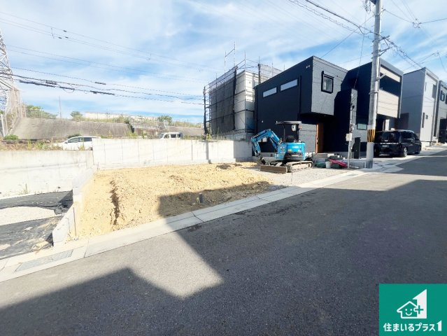 神戸市垂水区清水が丘　第1期　新築一戸建ての前面道路含む現地写真|周辺は落ち着いた街並みの住宅地！子育てがしやすい住環境です！まだ未完成ですが、現地でしかわからない事もございます。是非一度ご覧ください。