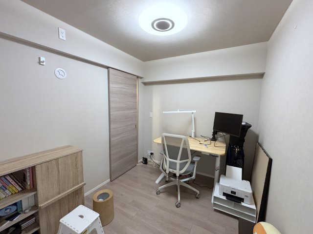 西東京市富士町６丁目の中古マンションの洋室