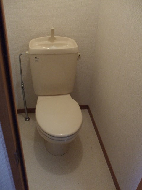 フレア・プランドールBのトイレ
