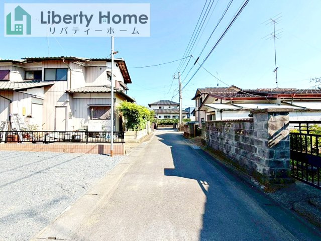 第1石岡市東光台　新築戸建の前面道路含む現地写真