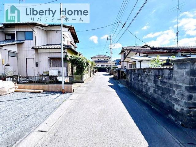 第1石岡市東光台　新築戸建の前面道路含む現地写真
