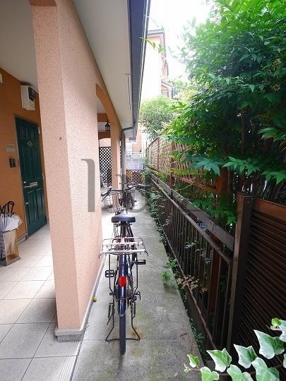 横浜市神奈川区二本榎のアパートのその他共用部分|駐輪スペースです！空き要確認！