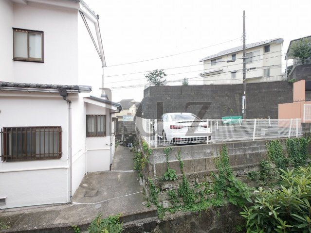 横浜市神奈川区二本榎のアパートの展望