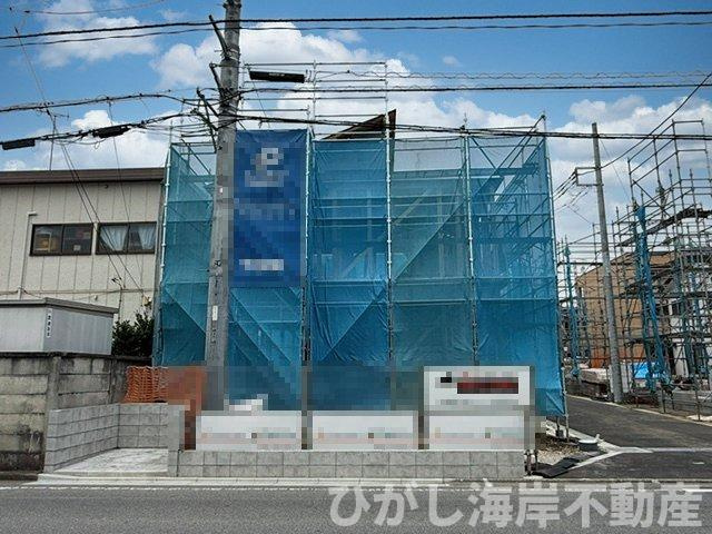 平塚市四之宮1丁目　新築戸建　全７棟の外観|7月4日撮影　建築中　現地外観