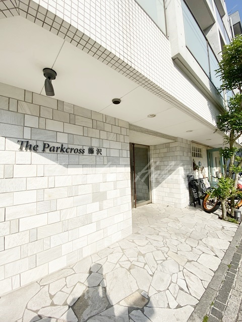 藤沢市藤沢の賃貸マンションのエントランス