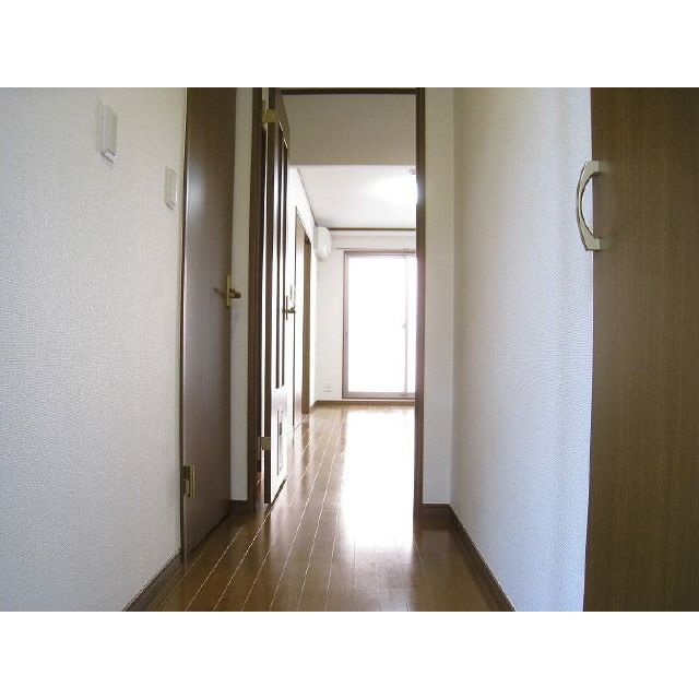 アンプルール フェール ベルツリーⅢの玄関