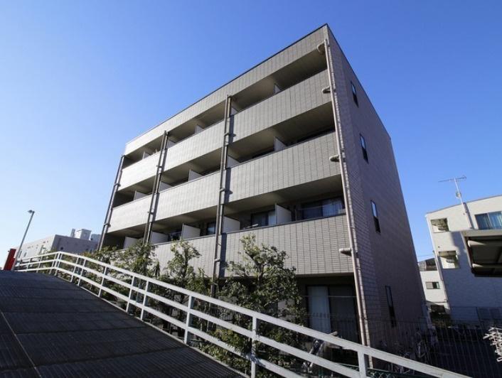 アンプルール　フェール　グランデールの外観