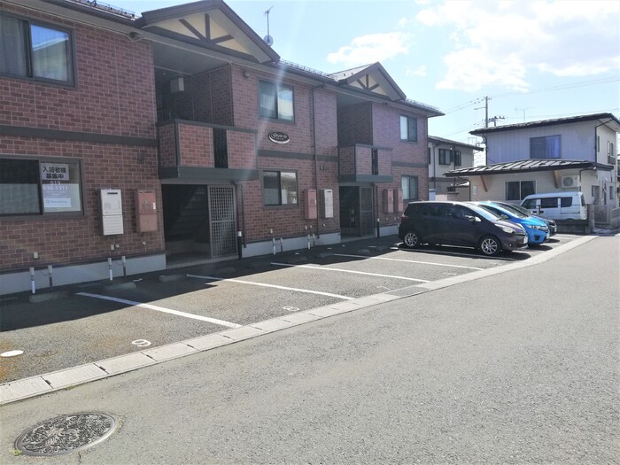 グランリーオの駐車場