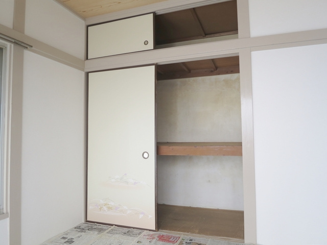 大内荘の収納|天袋付きの収納です。