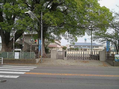 【周辺】 | アルカンシェル　サトウ | 明治小学校まで900m