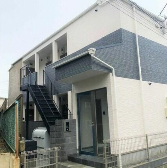 Ambition勝田台のエントランス