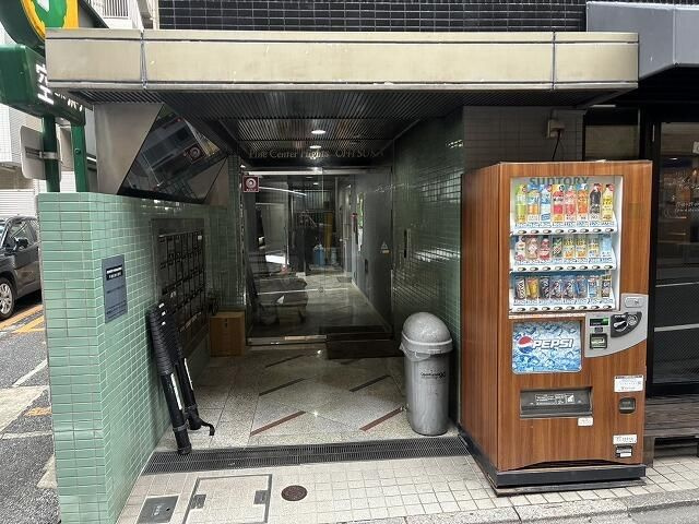 パインセンターハイツ大塚のエントランス