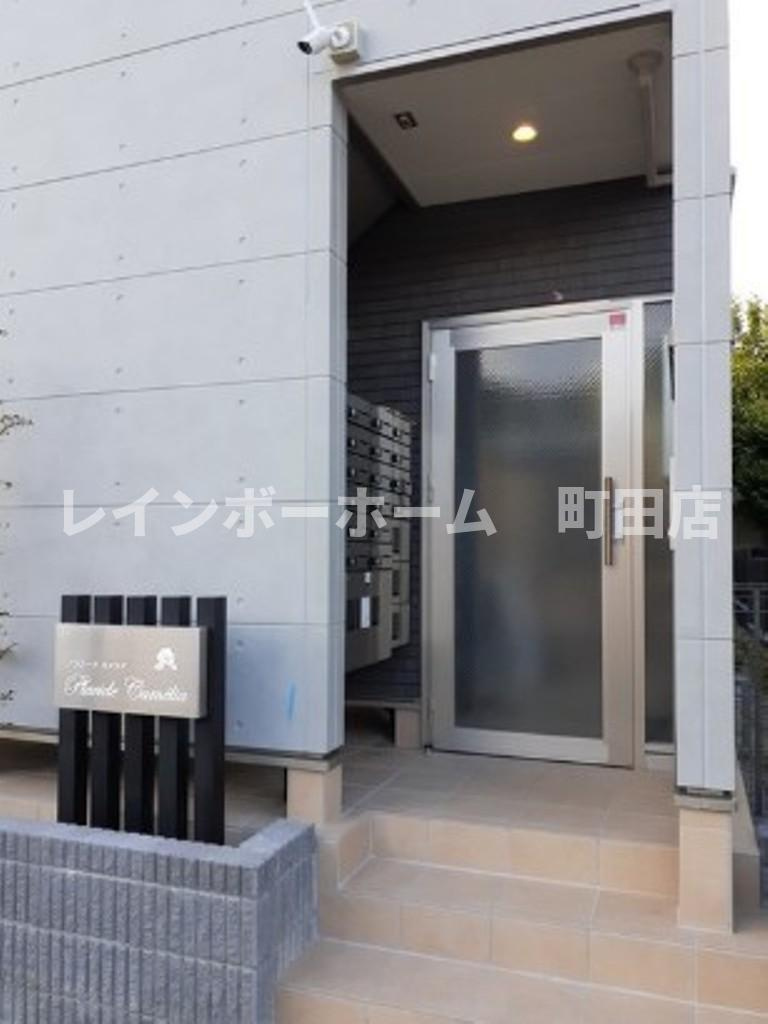 プラシード　カメリア※初期費用分割あと払いサービス利用可能物件のエントランス