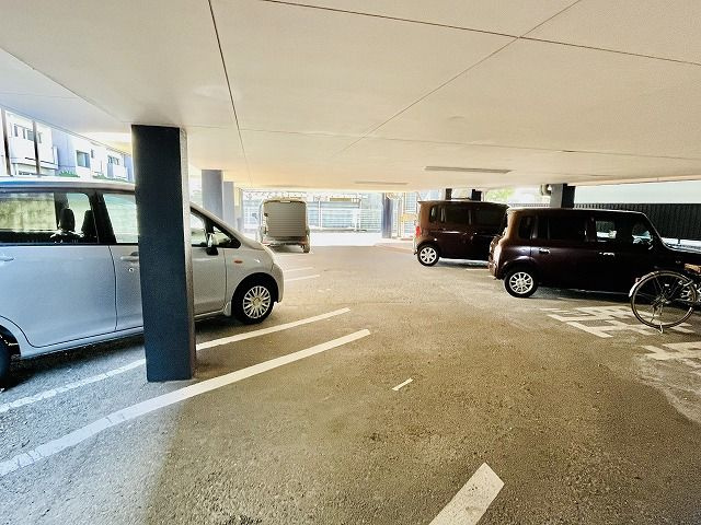 アクティ・Nの駐車場