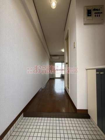 豊国スカイマンション国分の玄関|落ち着いた玄関です