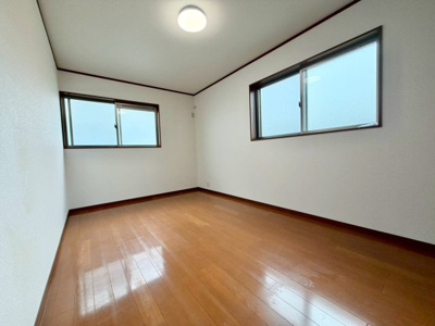 【洋室】 | 多治井　中古一戸建