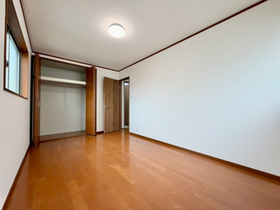 【洋室】 | 多治井　中古一戸建