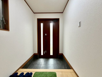 【玄関】 | 多治井　中古一戸建