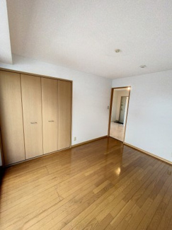 【洋室】 | テルミーハイツ | ※同建物ほかのお部屋の写真です。