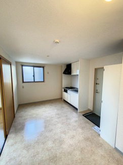 【居間・リビング】 | テルミーハイツ | ※同建物ほかのお部屋の写真です。
