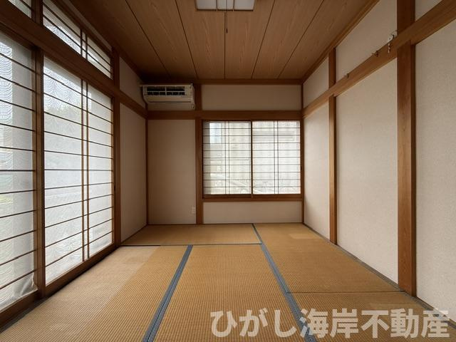 平塚市西真土１丁目　　中古戸建の和室|6.5帖　和室