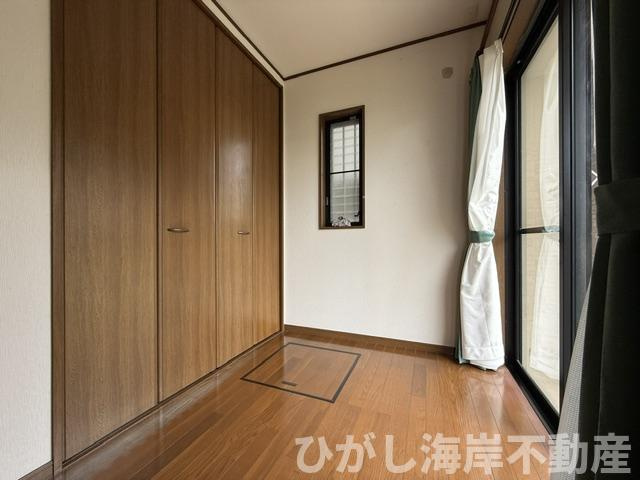 平塚市西真土１丁目　　中古戸建の寝室|3帖　洋室