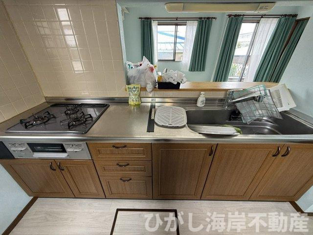 平塚市西真土１丁目　　中古戸建のキッチン|新規リフォーム完了！　システムキッチン