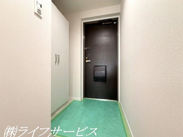 【玄関】 | セントポリア東三国 | 玄関／天井高のシューズボックスあり！