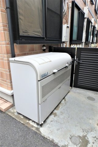 新宿区高田馬場４丁目のアパートのその他共用部分|敷地内ゴミ置場です