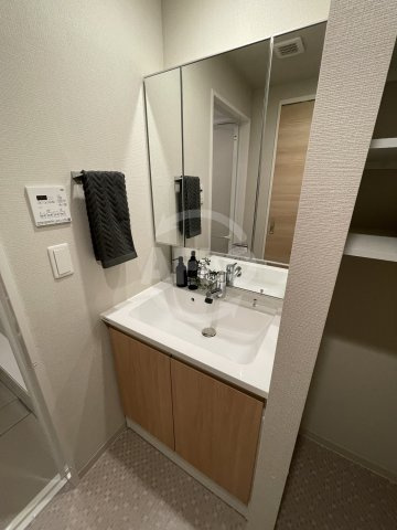 シーズンフラッツ靭本町の独立洗面台|シーズンフラッツ靭本町　独立洗面台