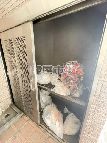 GRAND JOURのその他共用部分|敷地内ゴミ置き場