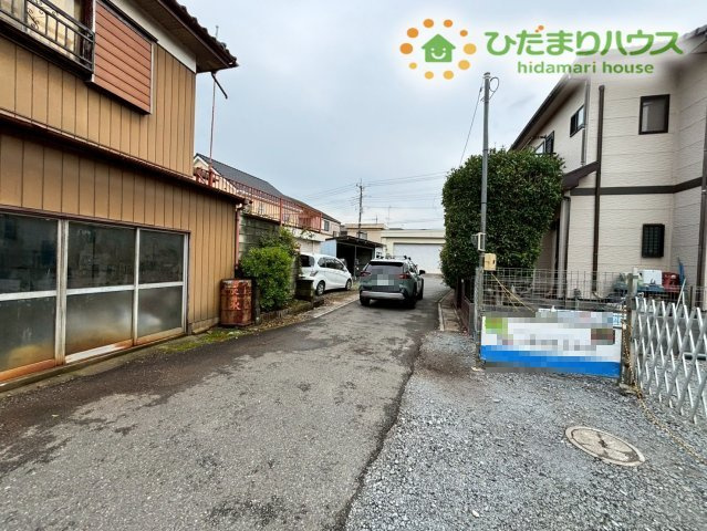 熊谷市上之　第7　新築一戸建て　リーブルガーデン　01の前面道路含む現地写真