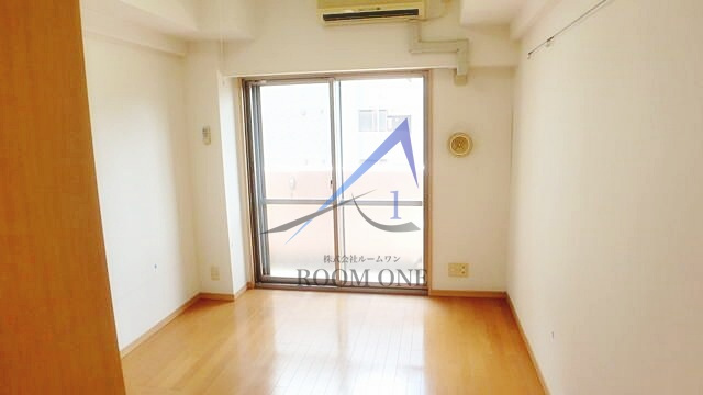 スカイコート浜松町の居間・リビング|洋室のお部屋です。