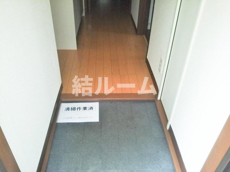板橋区前野町３丁目のアパートの玄関