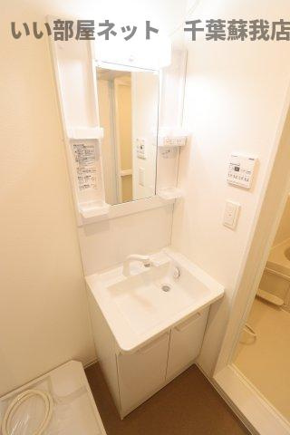 ジーメゾン千葉浜野クオリの洗面所|朝の準備に活躍する、洗髪洗面化粧台！