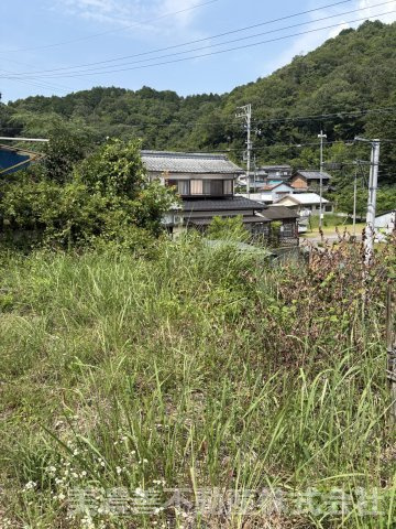 ６７０８３　山県市佐賀土地の外観