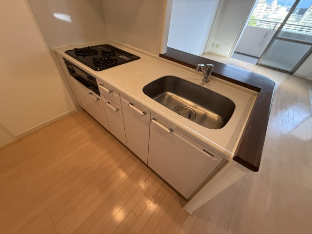 豊中市寺内１丁目の賃貸マンションのキッチン