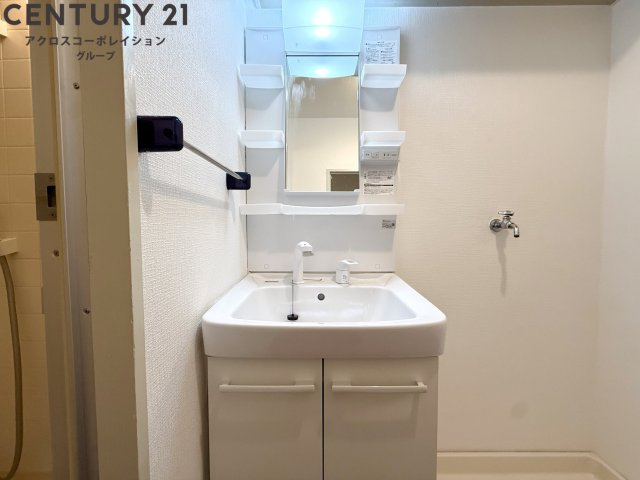 室内に洗濯機置き場があります