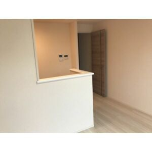 春日井市気噴町４丁目のアパートの居間・リビング