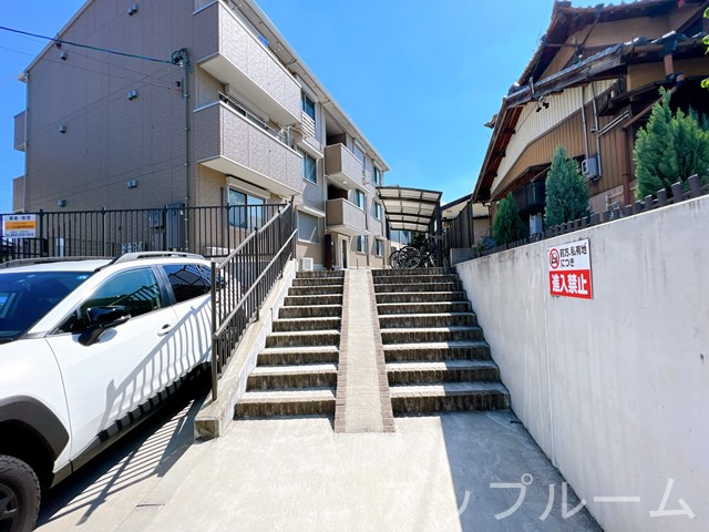 春日井市気噴町４丁目のアパートの外観