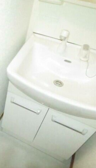 アドミラブール　アビテの独立洗面台