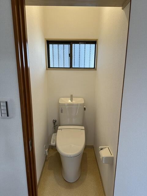葛飾区西水元戸建のトイレ