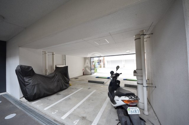セレニテ上町台のその他共用部分|セレニテ上町台　バイク置場