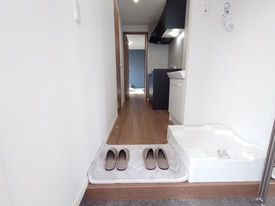 キャメル蕨錦町の玄関|別部屋参考写真となります