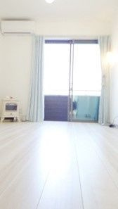 プラウドシャトー若葉の居間・リビング|別部屋参照写真
