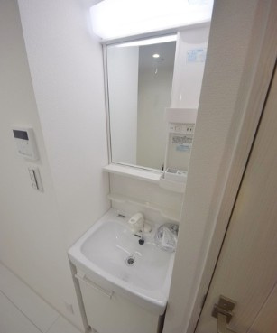 ＧＲＡＮＱＵＡＬ　ＭＩＮＡＭＩＹＯＮＯの独立洗面台|※同建物別部屋参考写真