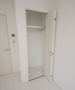 ＧＲＡＮＱＵＡＬ　ＭＩＮＡＭＩＹＯＮＯの収納|※同建物別部屋参考写真